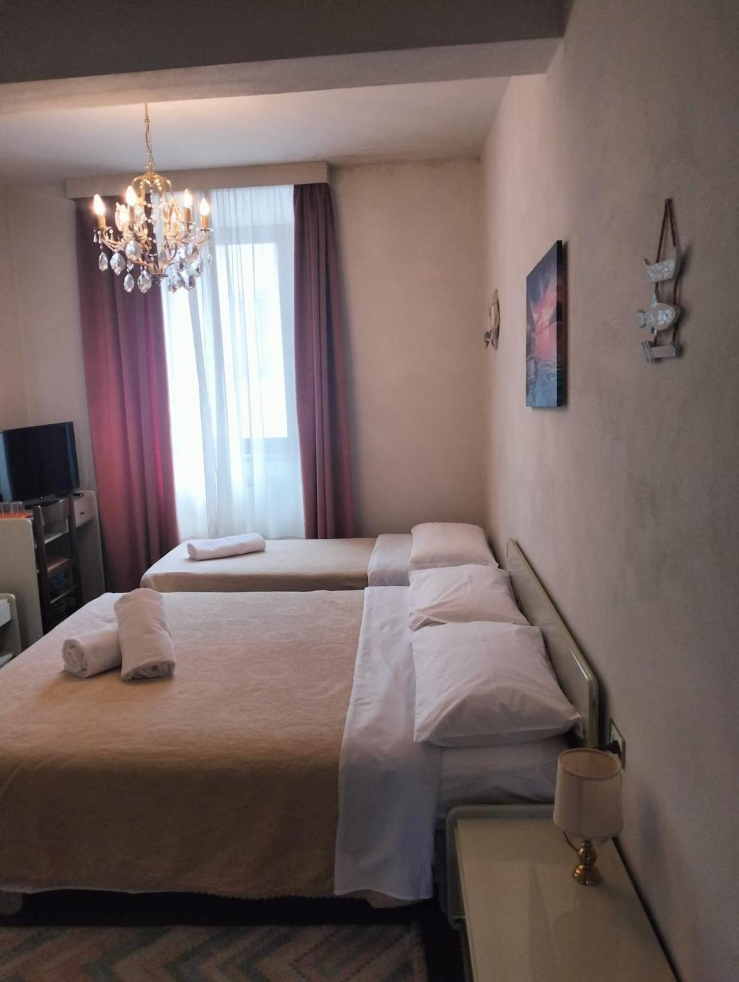 Hotel La Grotta San Michele à Montevettolini Extérieur photo
